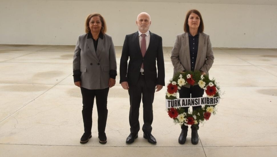 Türk Ajansı Kıbrıs 52’nci yaşını kutluyor: Lefkoşa'da anıtlara çelenk koyuldu