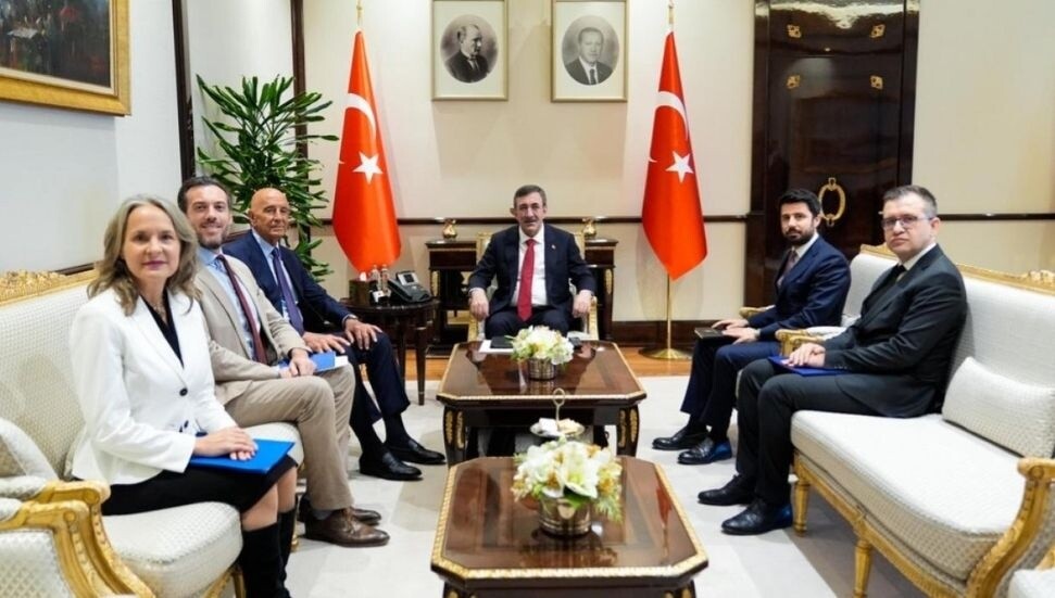 Cevdet Yılmaz, ABD Büyükelçisi Barrack'ı kabul etti: İkili ilişkiler ve işbirlikleri ele alındı