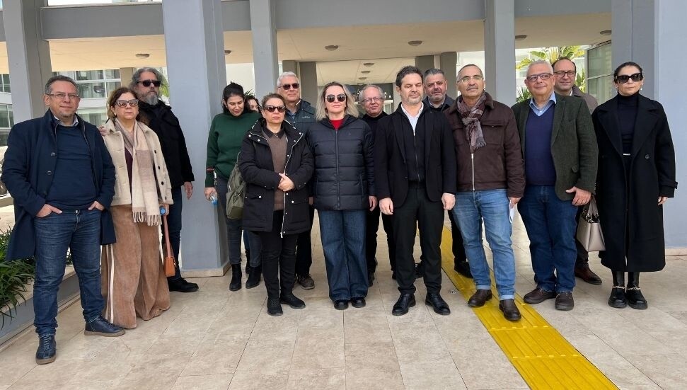 DAÜ-SEN: Mevzuata uygun yönetim, demokratik irade ve özerk üniversite için eylemdeyiz