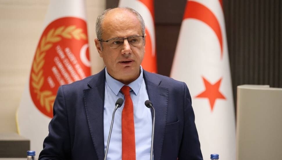 Özuslu ölümlü trafik kazalarını gündeme getirdi: Trafik can almaya devam ederken hükümet ne yapıyor?