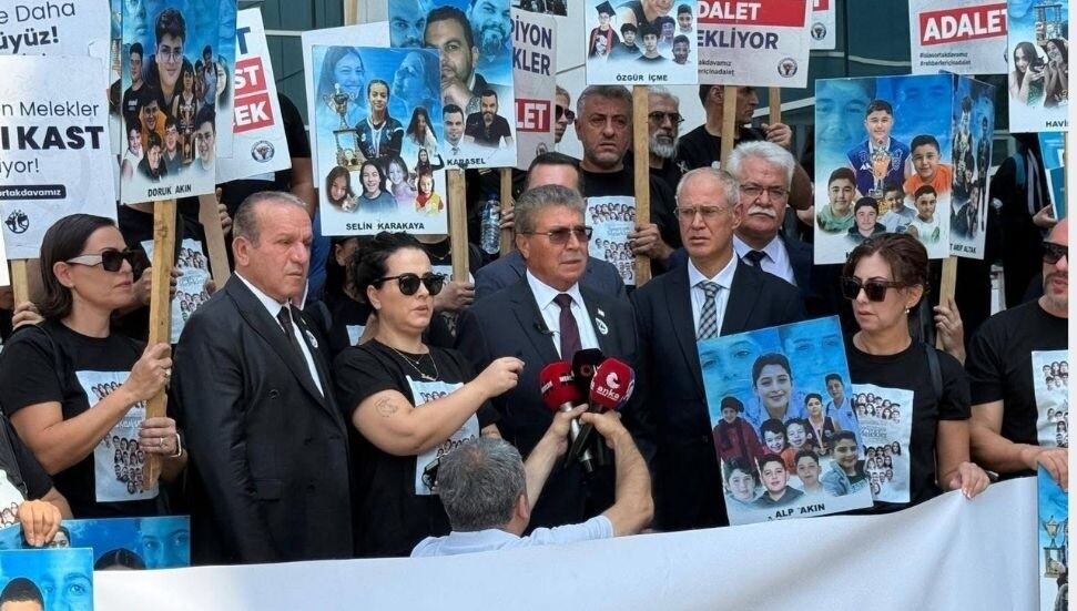 Üstel'den Şampiyon Melekler için destek mesajı: Adalet gecikse de tecelli etmek zorundadır!