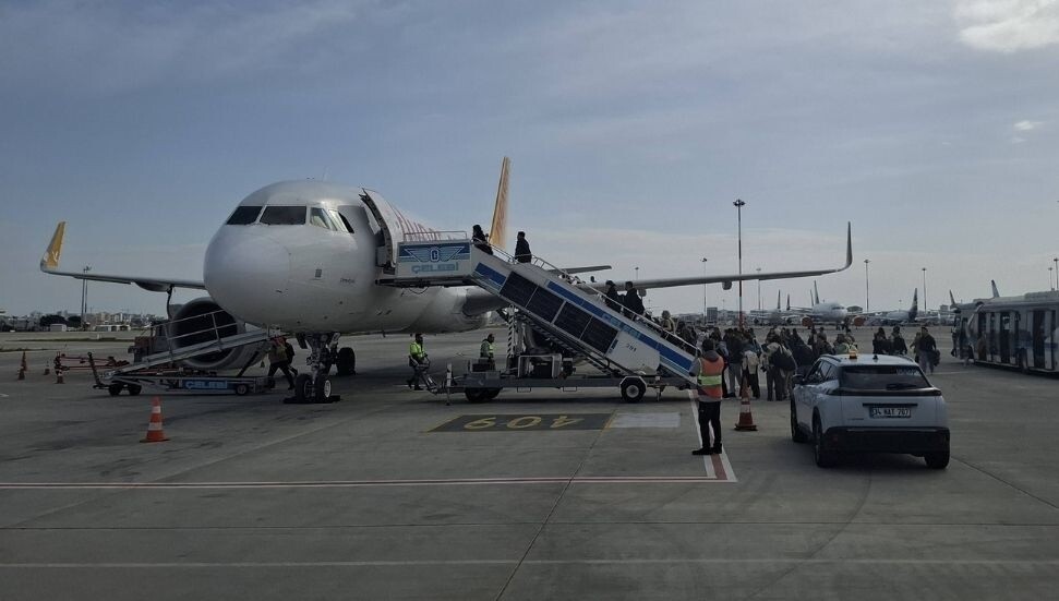GPS arızası Antalya-Ercan seferini engelledi
