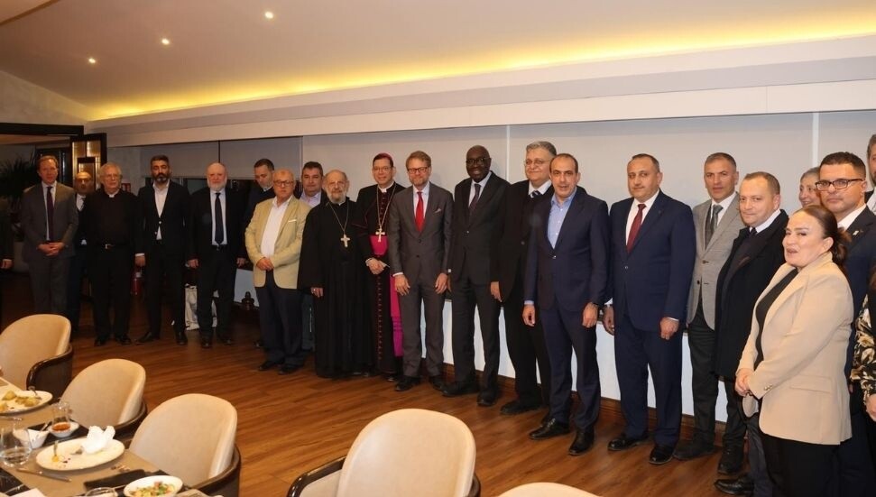 Vakıflar İdaresi, diplomatik temsilciler için iftar programı düzenledi