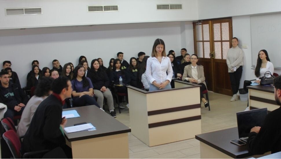 DAÜ’de lise son sınıf öğrencilerine yönelik atölye çalışmaları başladı