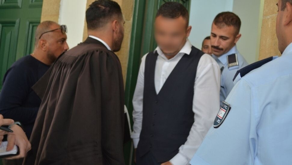 Kız arkadaşının evine balkondan girerek etrafa zarar veren zanlı teminatla serbest: Normalde karıncayı dahi incitmem