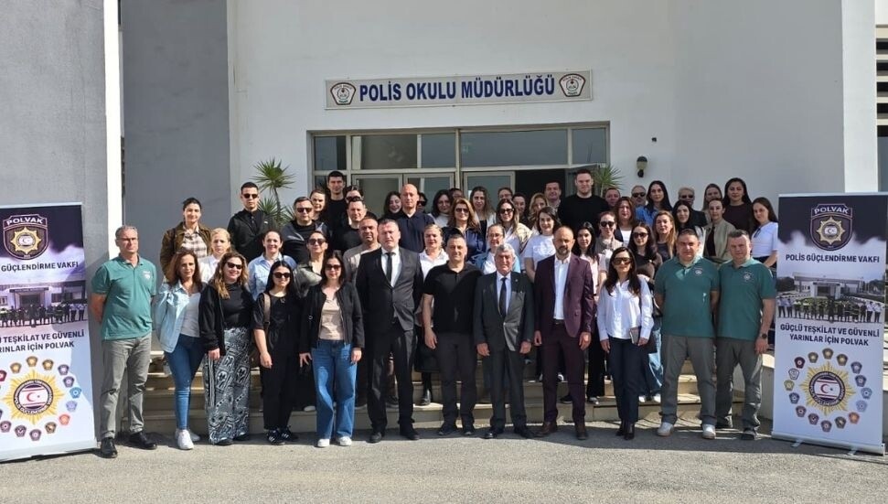Polis Güçlendirme Vakfı’nın yürüttüğü Yonca Projesi kapsamında bankacılara mali suçlarla mücadele eğitimi