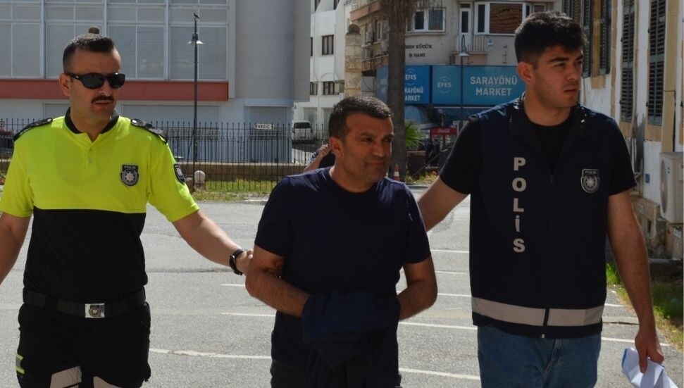 211 adet telefonu gümrüksüz bir şekilde ithal etmekle suçlan zanlı 100 bin TL teminatla serbest