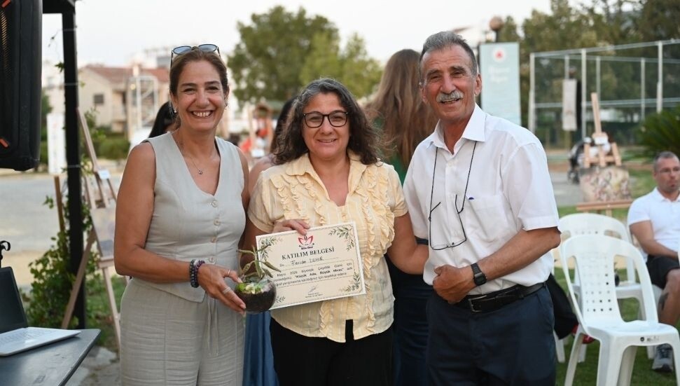 Biyologlar Derneği, Biyolojik Çeşitlilik Günü kapsamında fotoğraf yarışması ödül gecesi düzenledi