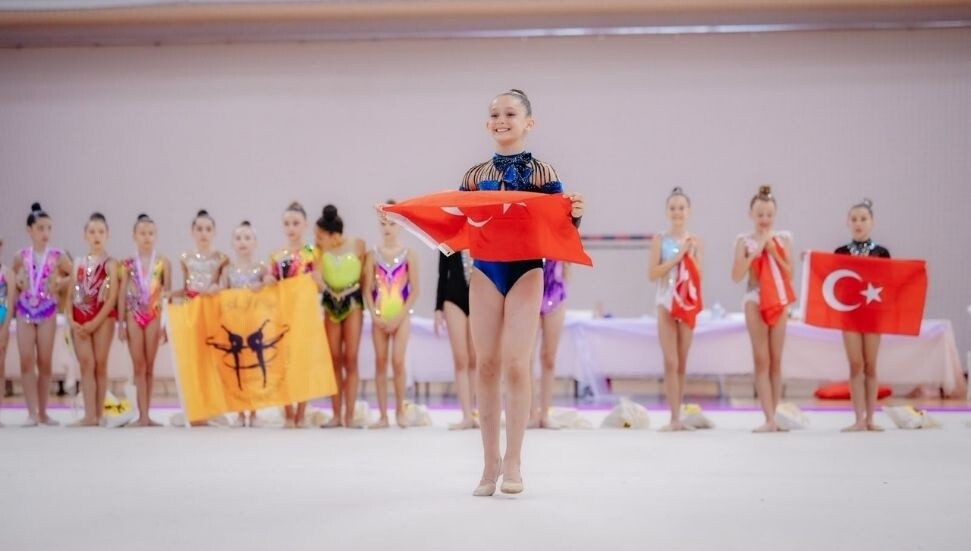 MERİT’ten spora ve gençliğe destek: Golden Ribbon Turnuvası tamamlandı