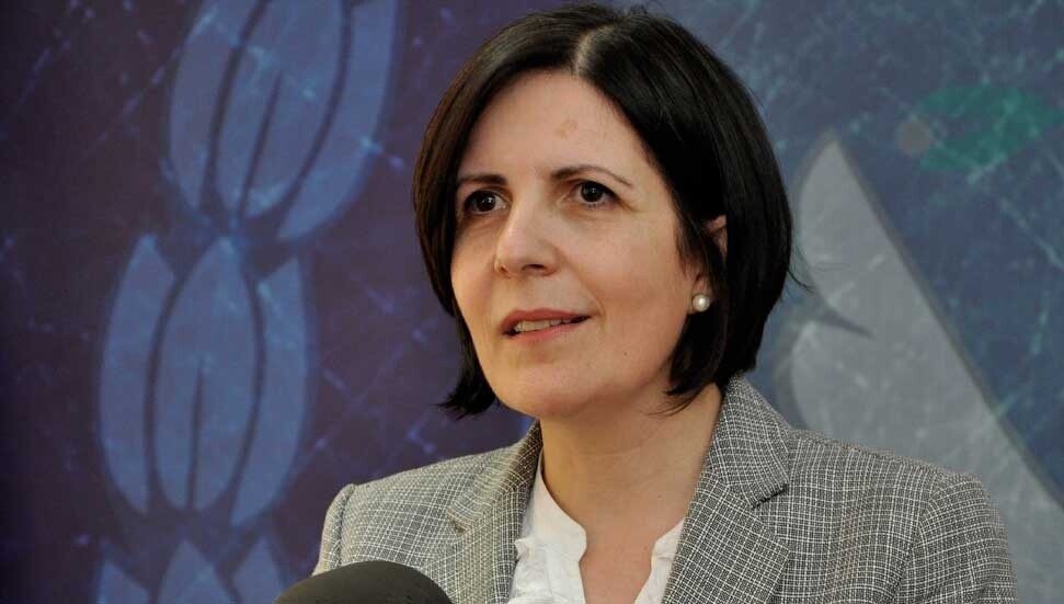 Sibel Siber'den "kelepçe" tepkisi!