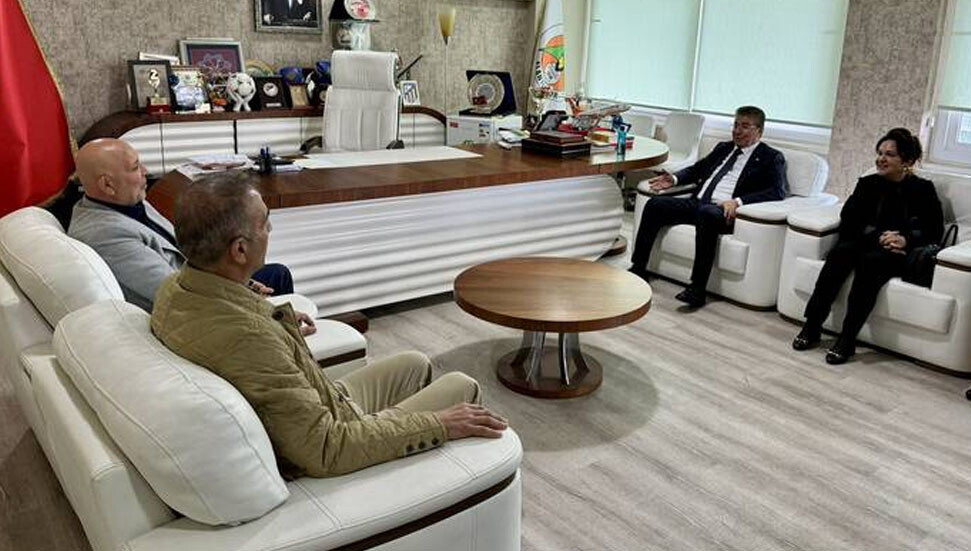 Başbakan Üstel’den Alanyaspor’a ziyaret