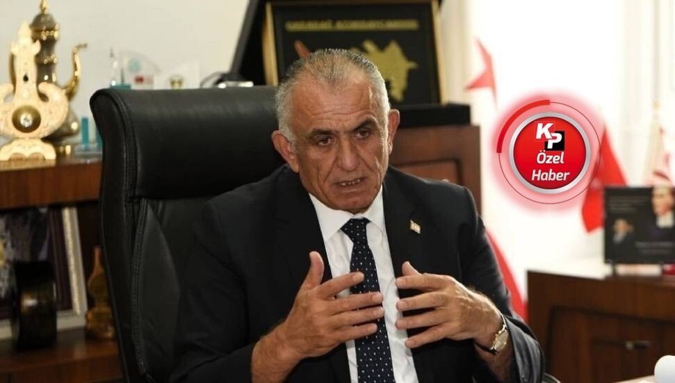 Çavuşoğlu: Biz Hala Sultan Protokolü’nü geçirince biatçı, CTP kurdelesini açınca çağdaş mı oluyor?