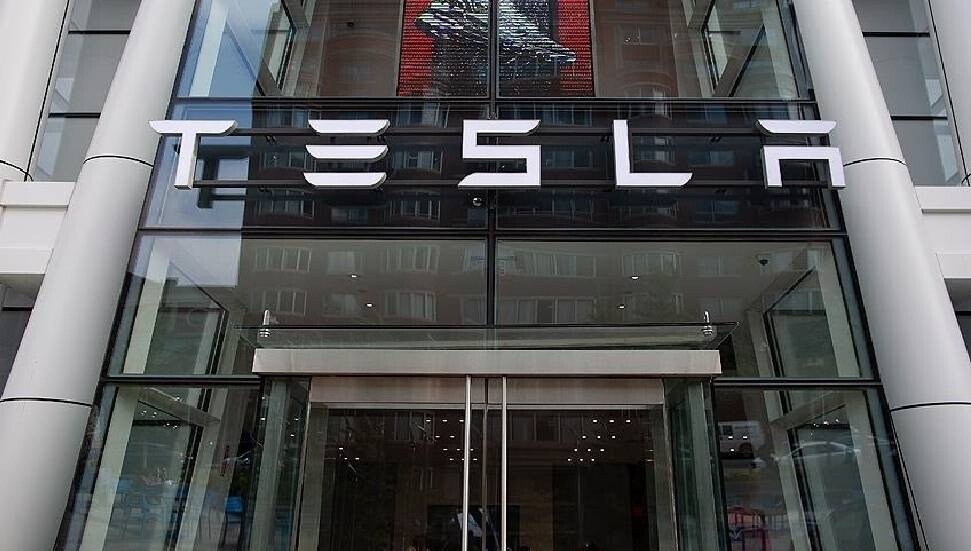 Trump-Musk gerilimi Tesla hisselerini vurdu