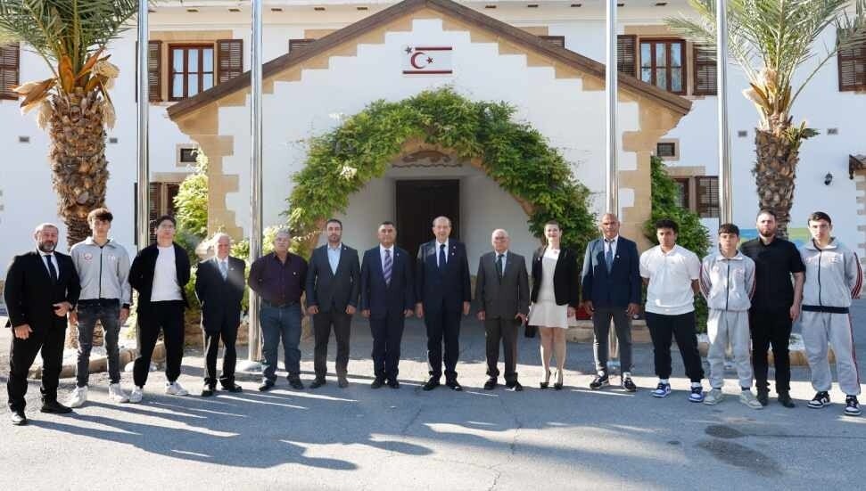 Ersin Tatar: İzolasyonlara rağmen inançlarından vazgeçmeyen Kıbrıs Türk halkı yoluna devam edecek