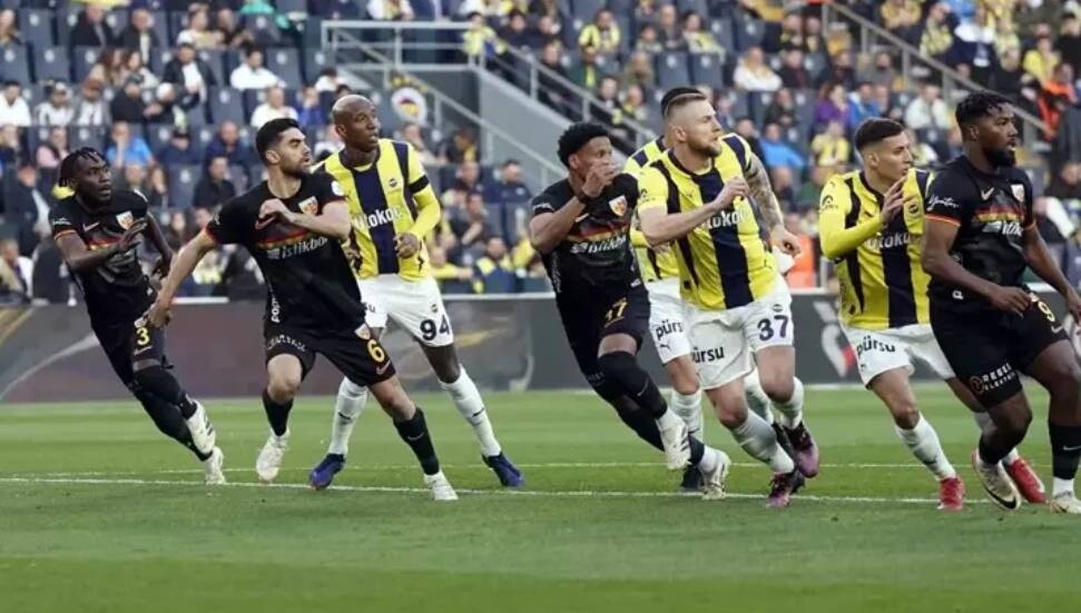 Fenerbahçe, Kayserispor'u 4-2 yendi
