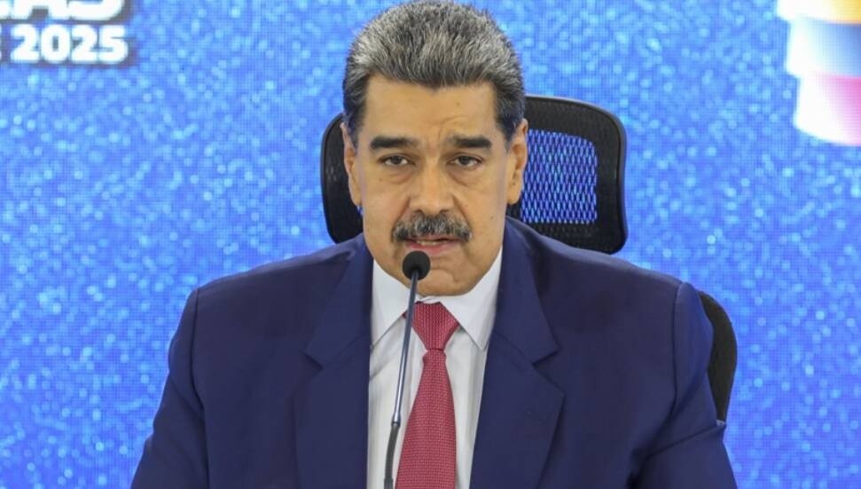 Venezuela lideri Maduro, ABD halkının ülkesiyle olası bir savaşa izin vermeyeceğini belirtti