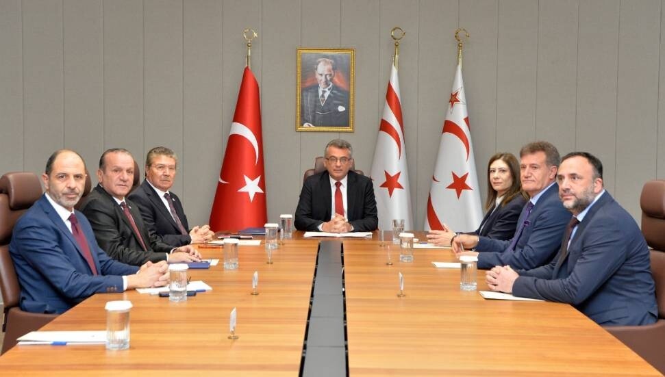 Siyasi Partiler Konseyi toplantısı başladı