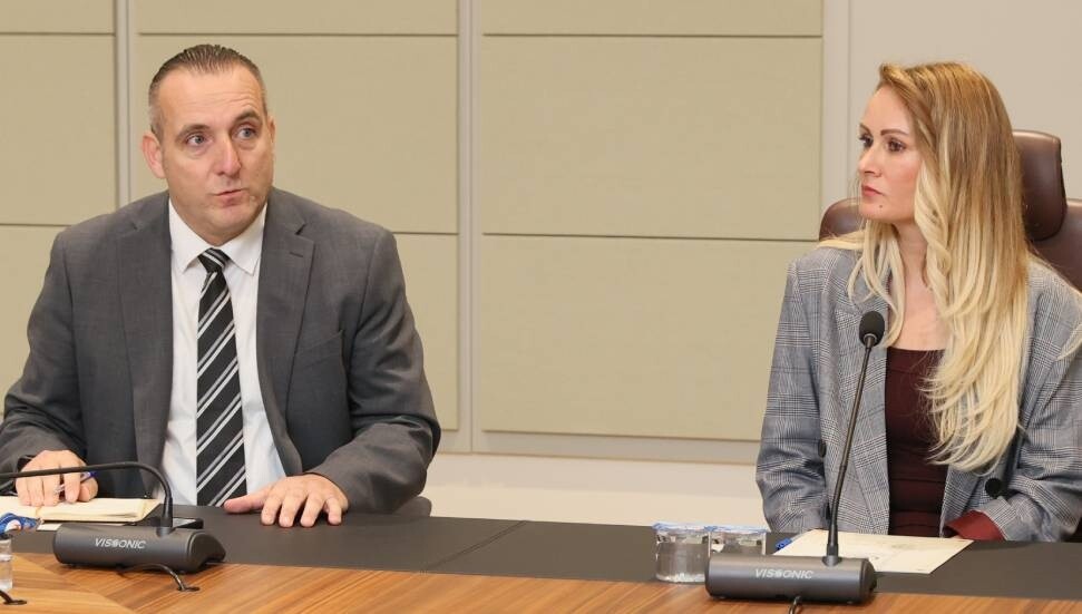 Nilden Bektaş Erhürman, belediyelerin çevre sorumlularıyla görüştü: Sulama imkanları ve belediyelerle iş birliği ele alındı