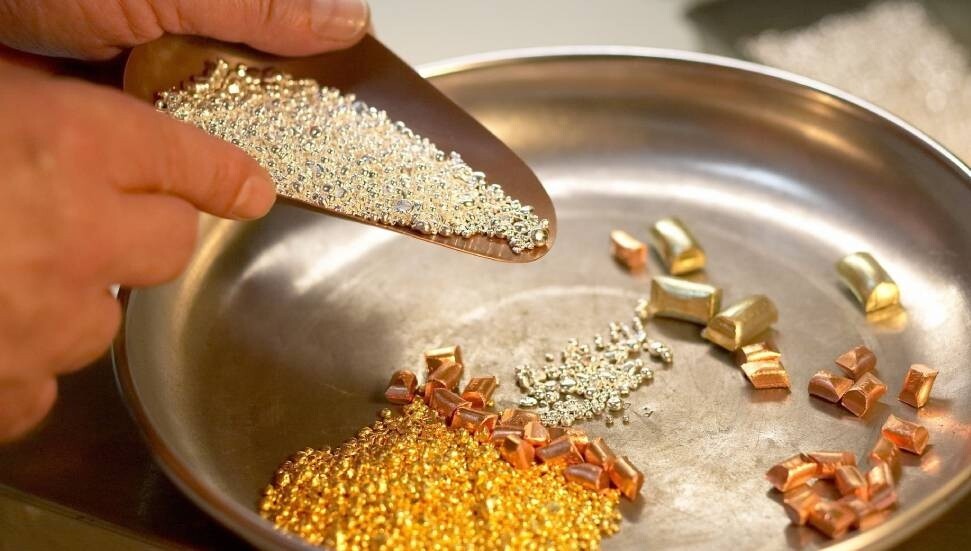 İktisatbank piyasa analizi: Risk iştahı bozuldu; AI paniği teknoloji hisseleri ve kıymetli metalleri sarstı