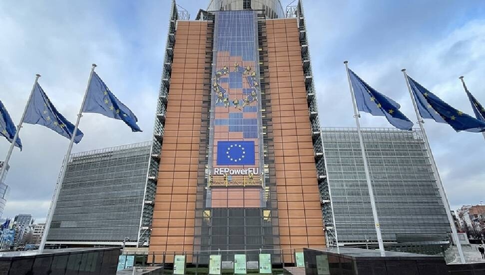 AB Komisyonu: İran'ın Körfez'de, Türkiye'de ve Azerbaycan'daki İHA saldırılarını kınıyoruz