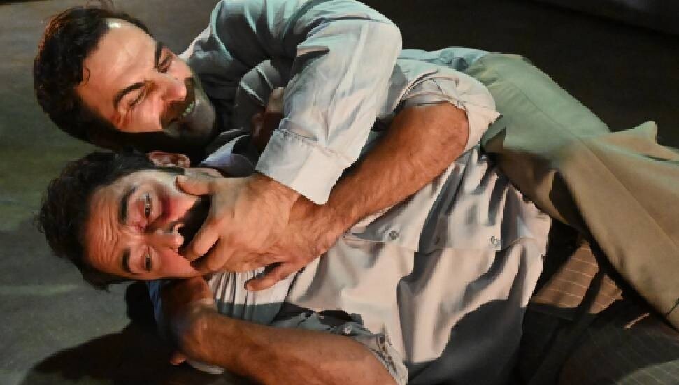 ETHAL Tiyatrosu’nun “Ada” oyunu Lefkoşa Belediye Tiyatrosu’nda sahnelenecek