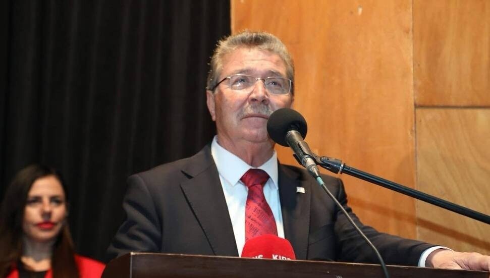 Ünal Üstel: Bizim devletimiz var, bayrağımız var, anavatanımız Türkiye Cumhuriyeti var