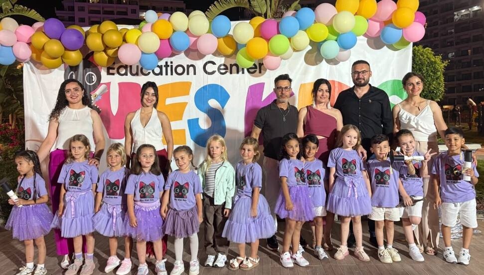 Jack Afik, Caesar Projects Kreşi Mezuniyet Töreni'nde çocukların mutluluğuna ortak oldu