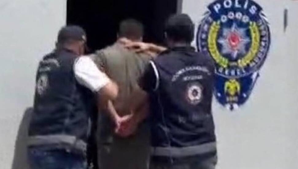 INTERPOL tarafından aranan kişi İstanbul Havalimanı'nda yakalandı