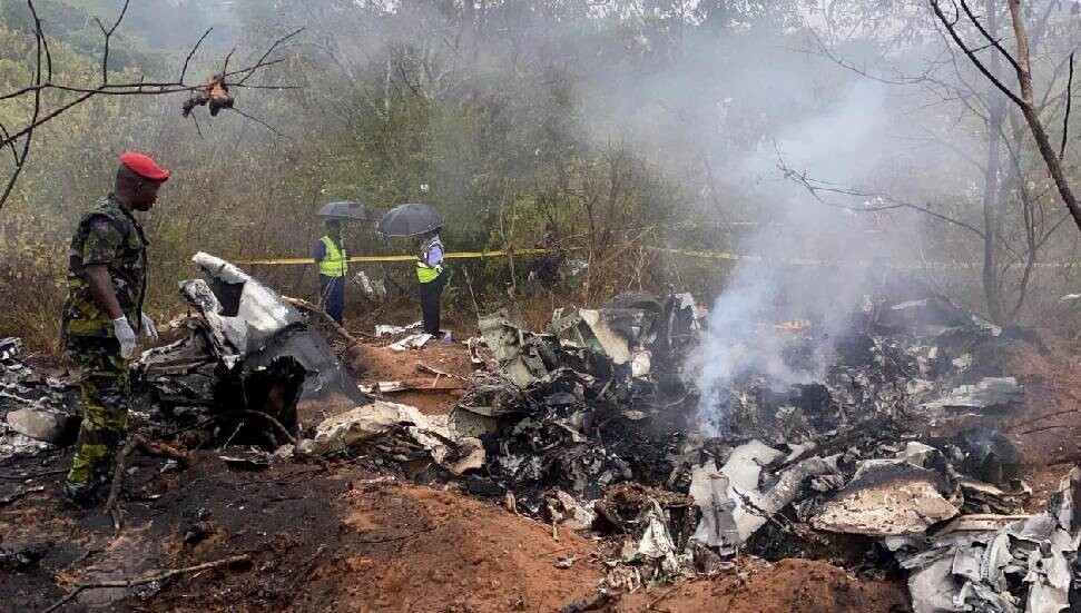 Kenya'da bir uçağın düşmesi sonucu 11 kişi öldü