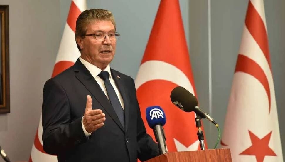 Başbakan Ünal Üstel'den Hristodulidis'e sert yanıt: Gerçekleri çarpıtarak çözüm olmaz
