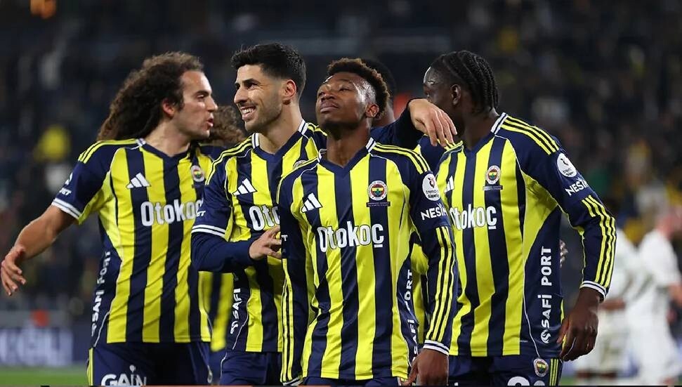 Dorgeles Nene'nin gecesi: Fenerbahçe, evinde nefes aldı