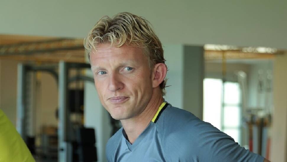 Dirk Kuyt, 11 yıl sonra Fenerbahçe'ye yardımcı antrenör olarak döndü