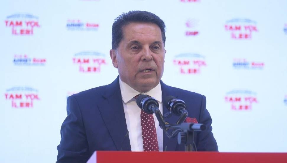 Eski Esenyurt Belediye Başkanı Ahmet Özer'e hapis cezası