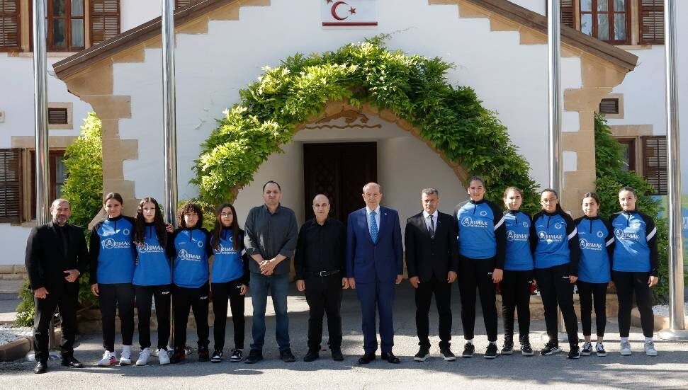 Cumhurbaşkanı Ersin Tatar, Mağusa Spor Akademisi heyetini kabul etti