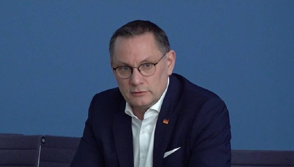 AfD Eş Başkanı Tino Chrupalla: ABD askerleri Almanya’dan çekilmeli