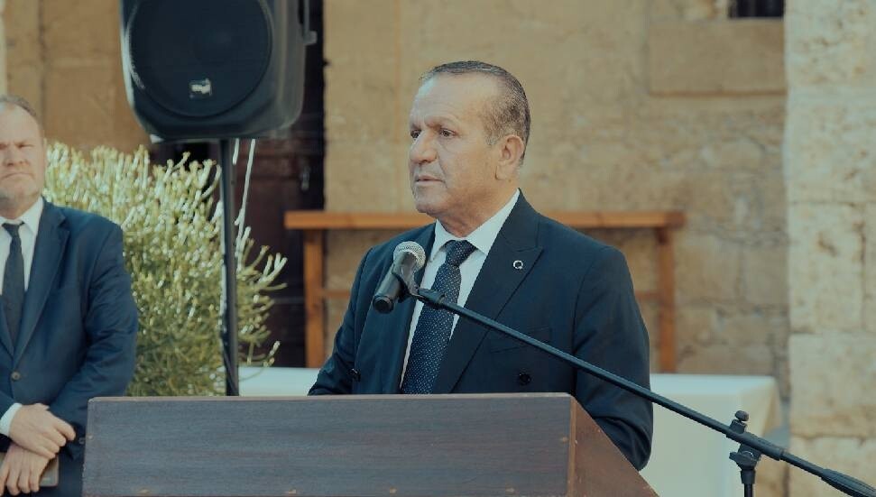 Fikri Ataoğlu: Geçmişi gelecekle buluşturmak bizlerin sorumluluğundadır