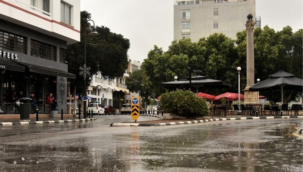 Hava sağanak yağmurlu olacak