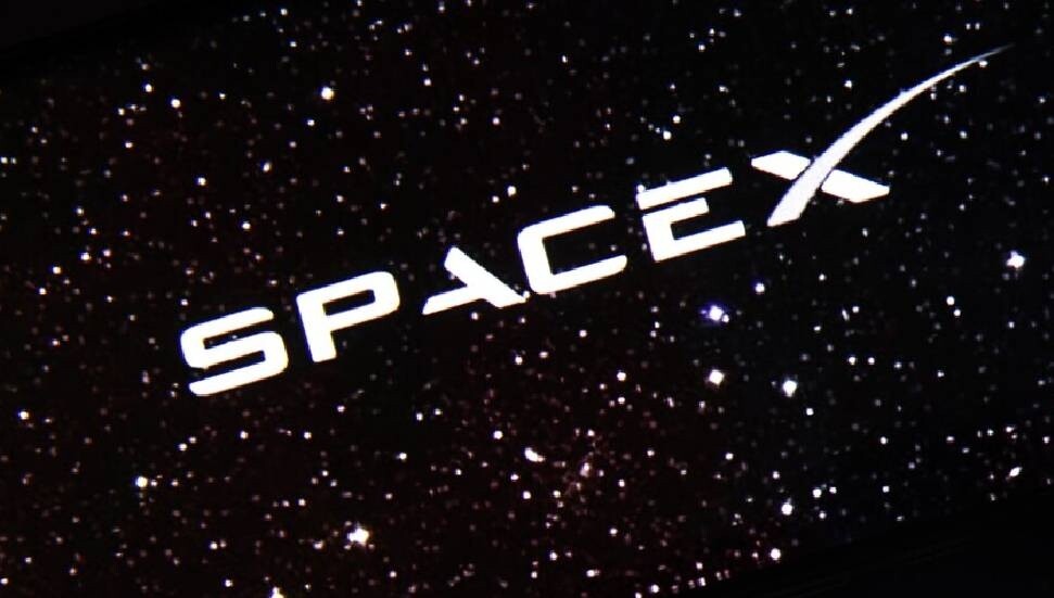 SpaceX hisseleri Nasdaq'ta işlem görmeye başladı