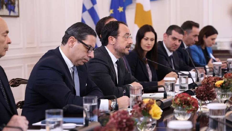 Rum Lider Nikos Hristodulidis kabinesinde değişikliğe gitti