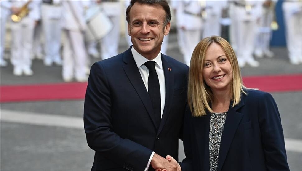 Macron, Fransa'da sağcı gencin ölümüyle ilgili yorum yapan Meloni'ye tepki