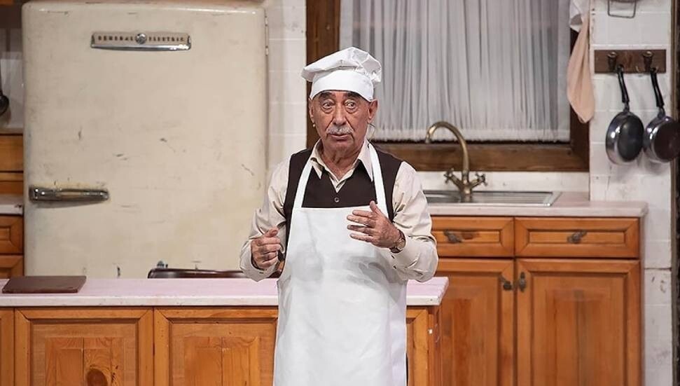Usta sanatçı Şener Şen oyunculuğu bıraktığını açıkladı!