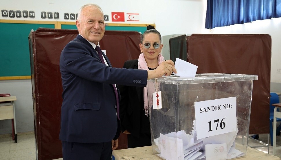 Zorlu Töre oyunu kullandı