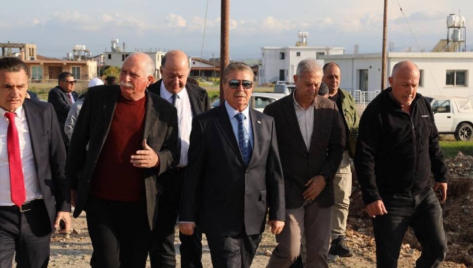 Ünal Üstel’den Şahinler’de kırsal kesim arsaları bölgesine ziyaret: Bölgenin altyapısı güçlendiriliyor