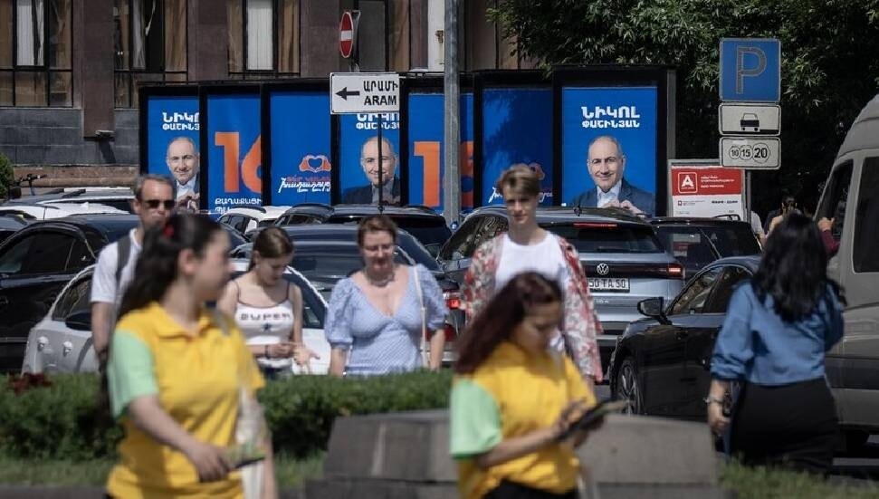 Ermenistan halkı parlamento seçimleri için yarın sandık başına gidecek