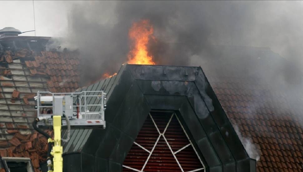 Almanya'da evde meydana gelen patlamada 1'i çocuk 3 kişi hayatını kaybetti