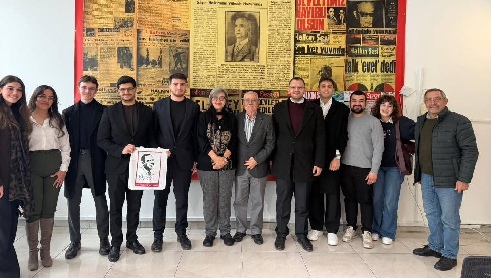 Gençlik Heyeti'nden Dr. Fazıl Küçük Vakfı'na ziyaret: Gençlerin çalışmaları ele alındı