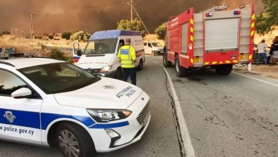 Rum basını: Avrupa'dan yardım, yangın neredeyse söndükten sonra ulaştı